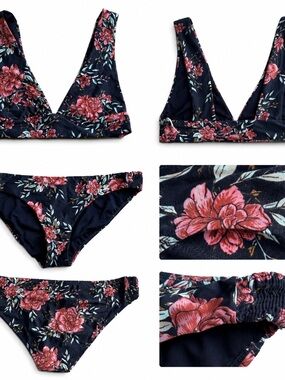 👙 Billabong Navy Floral Swim Top with Pink Blooms